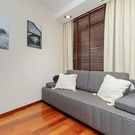 Apartamento Luksusowy Apartament Z 3 Sypialniami I Parkingiem W Centrum Gdyni By Renters
