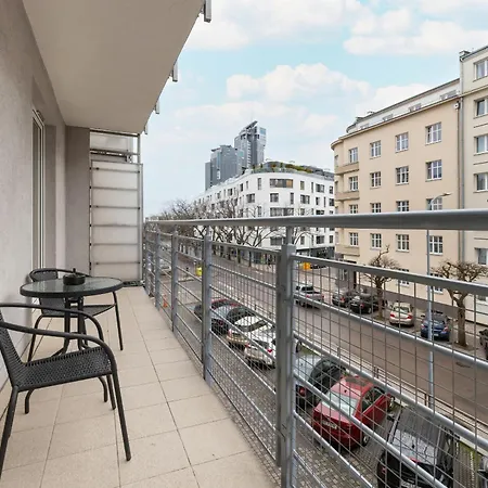 Apartamento Luksusowy Apartament Z 3 Sypialniami I Parkingiem W Centrum Gdyni By Renters Gdynia